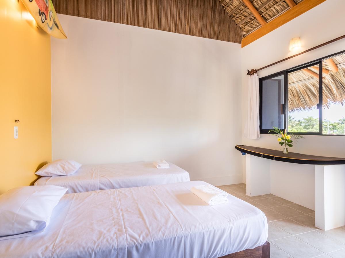 Experiencia Surf Camp Hostel Brisas de Zicatela Екстериор снимка