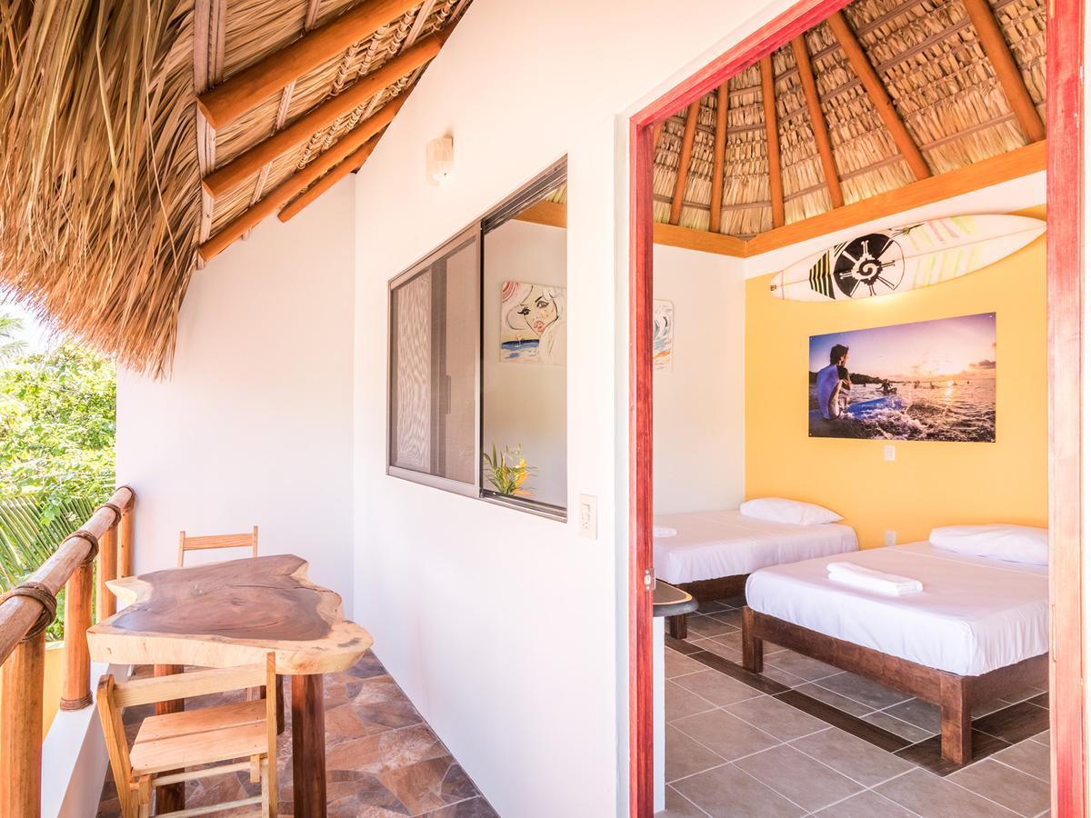 Experiencia Surf Camp Hostel Brisas de Zicatela Екстериор снимка