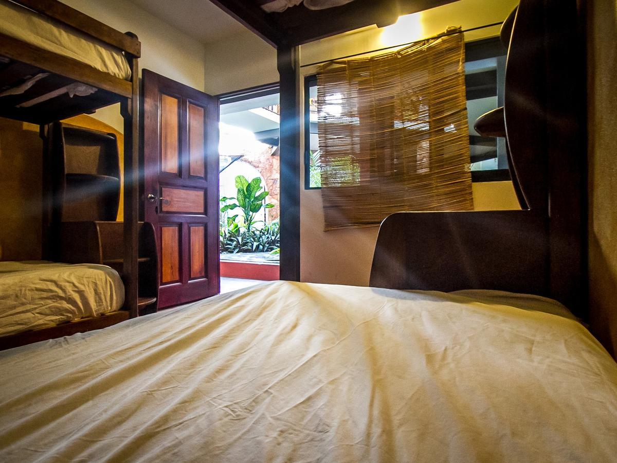 Experiencia Surf Camp Hostel Brisas de Zicatela Екстериор снимка