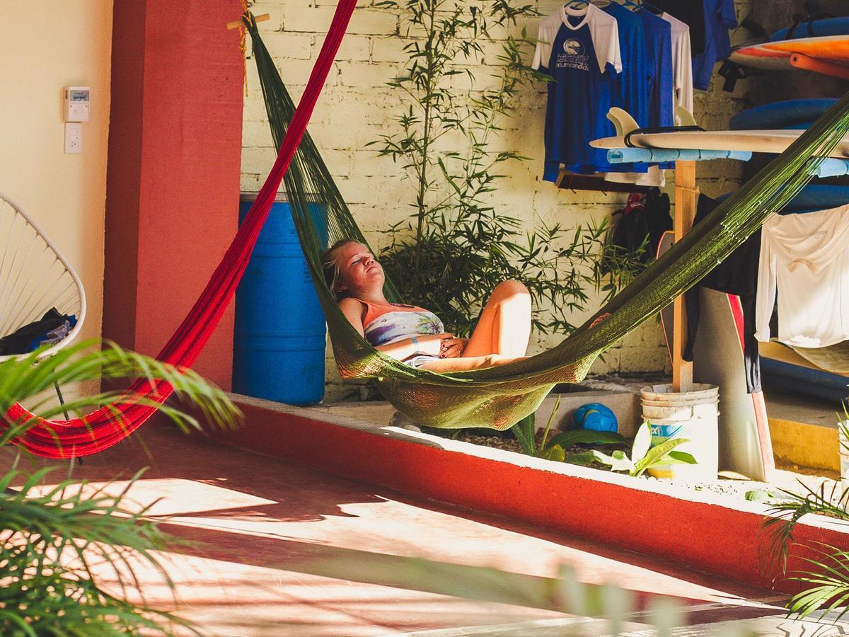 Experiencia Surf Camp Hostel Brisas de Zicatela Екстериор снимка