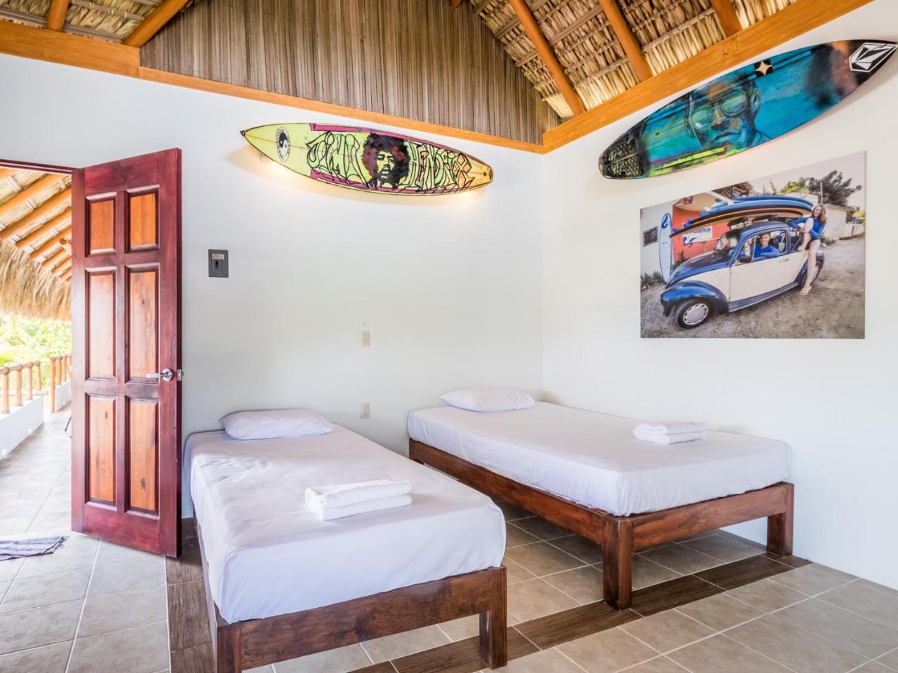 Experiencia Surf Camp Hostel Brisas de Zicatela Екстериор снимка