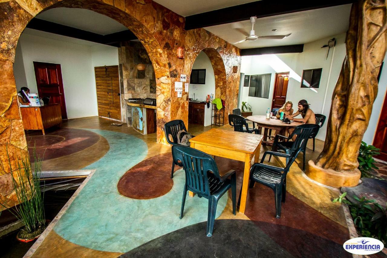 Experiencia Surf Camp Hostel Brisas de Zicatela Екстериор снимка