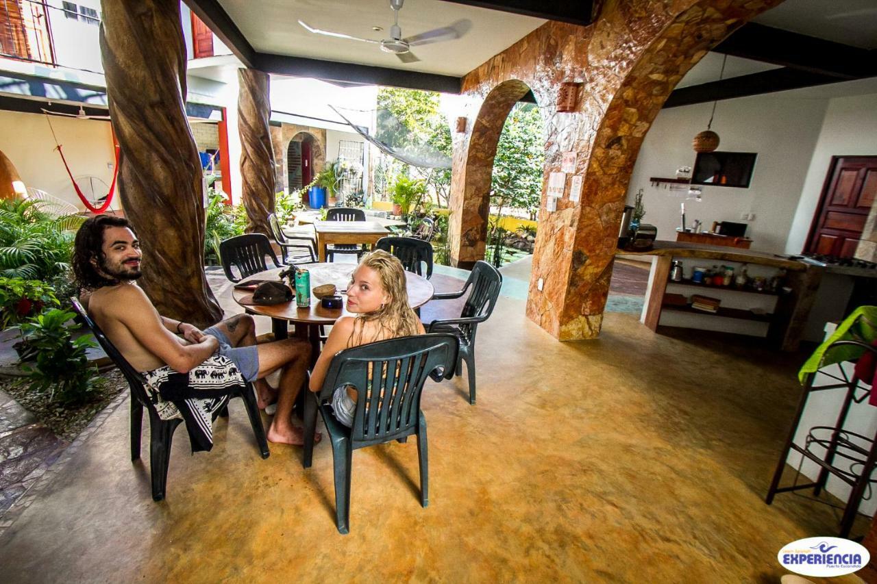 Experiencia Surf Camp Hostel Brisas de Zicatela Екстериор снимка