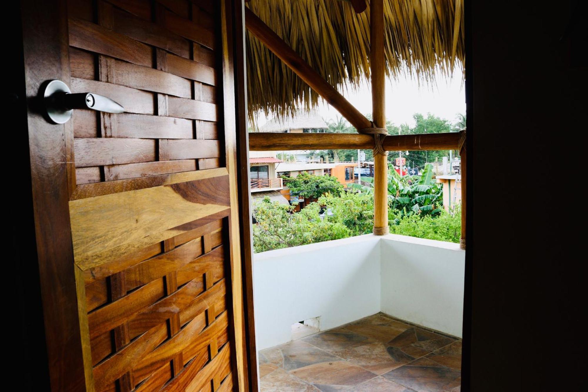 Experiencia Surf Camp Hostel Brisas de Zicatela Екстериор снимка
